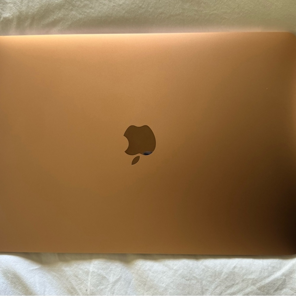 Apple MacBook Air 2019 Rose Gold
